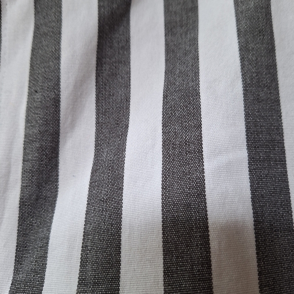 Urban Outfitters Ankle Womens Grey/White Pinstriped Pants. Stretchy. Size 8 - Picture 4 of 7